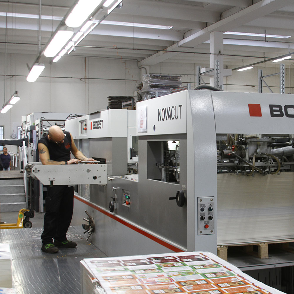 packaging-di-astucci-lineari-e-scatole-formate