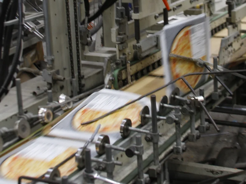 piegatura-e-incollatura-packaging-a-bologna piegatura-e-incollatura-packaging-a-bologna